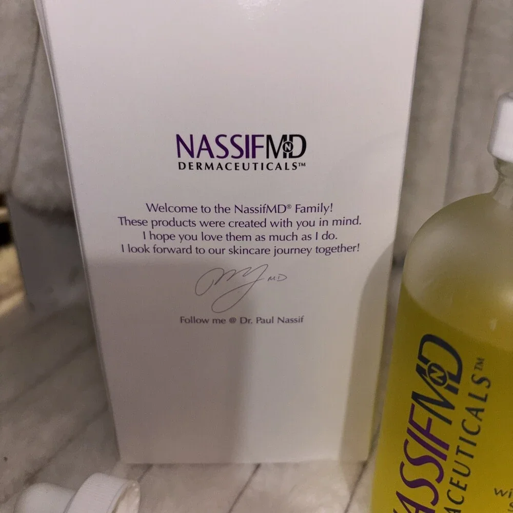 NassifMD Dermaceuticals Hydro-Screen Hydrating Serum 5 fl oz New In Box NIB